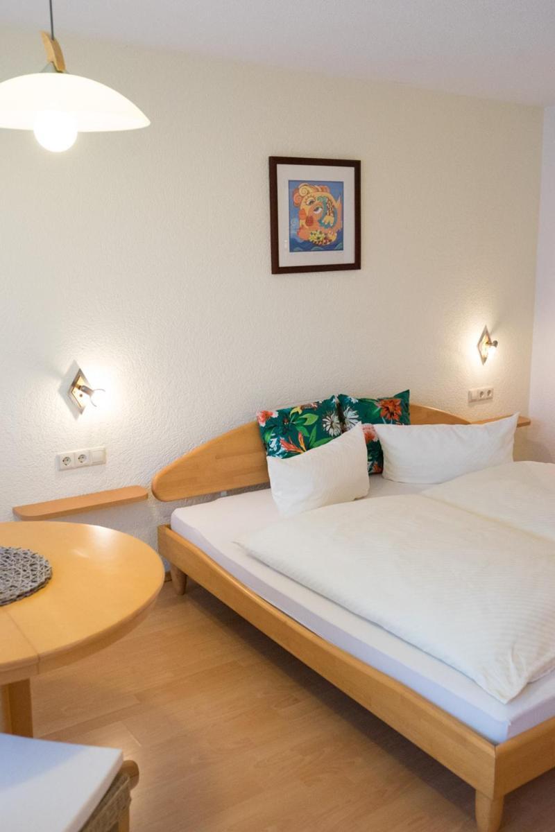 Gaestehaus Maeder Am Hafen Uhldingen-Mühlhofen Camera foto