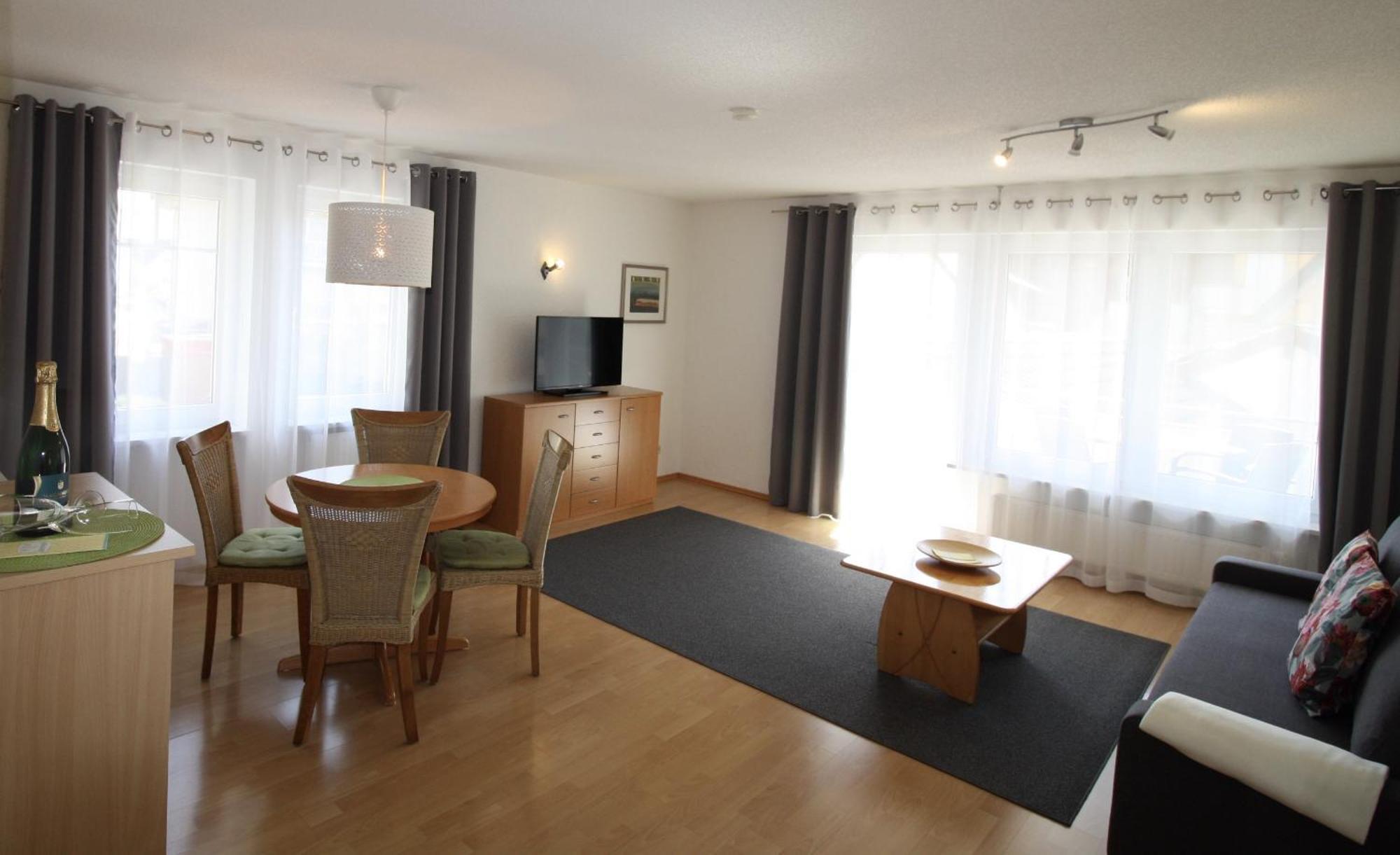 Gaestehaus Maeder Am Hafen Uhldingen-Mühlhofen Esterno foto